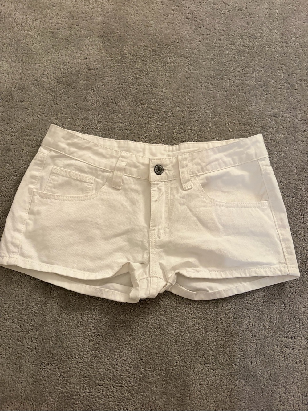 Brandy Melville White Denim Low-Rise Shorts